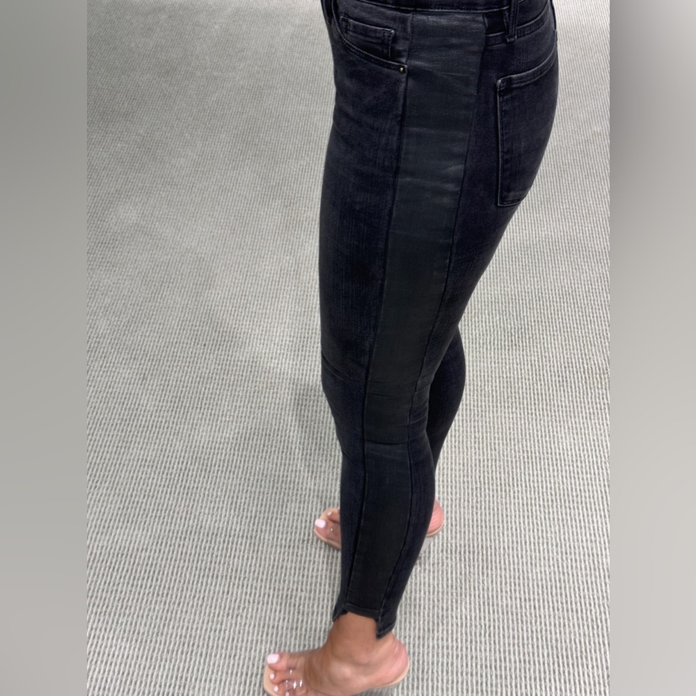 Pre-Owned Frame Denim size 28